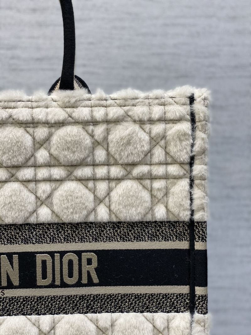 Dior Shopping Bags